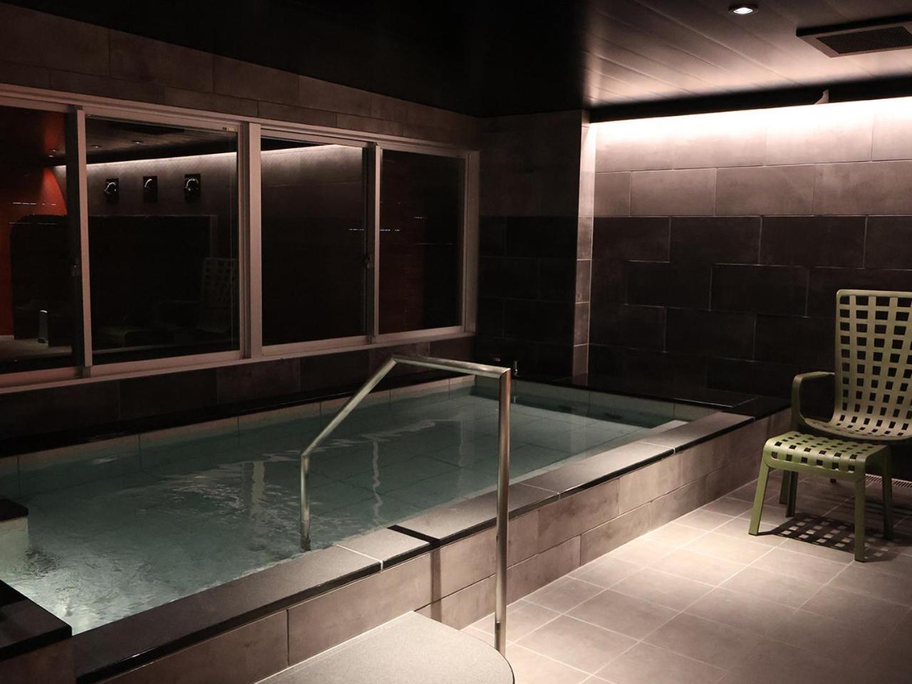 Osaka Corona Hotel מראה חיצוני תמונה
